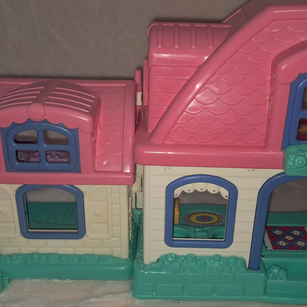 Fisher-Price Little People Sweet Sounds Home - Picture 2 of 8